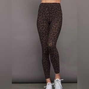 NWT Carbon38 Brown Leopard Print Melt Leggings